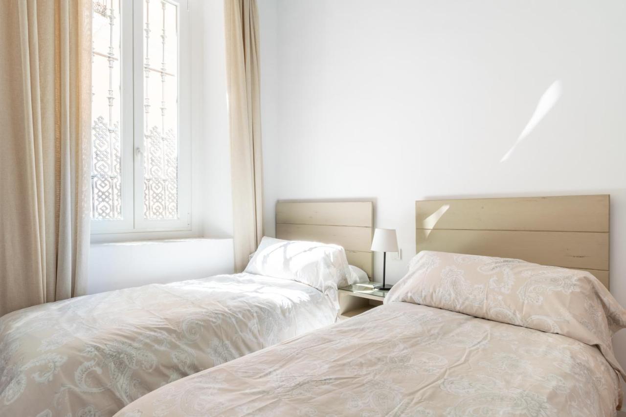 Apartamentos Leoncillos セビリア エクステリア 写真